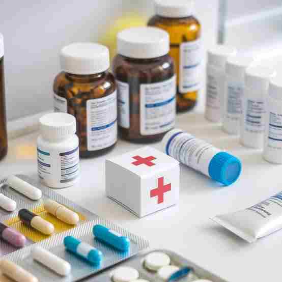 Family First Aid Kit (60pc)